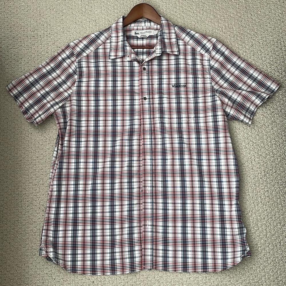 Wind river mens button up shirt XL